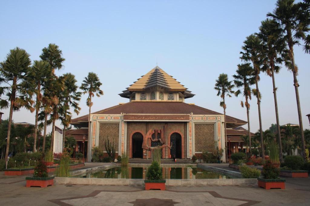 Grand Orchid Hotel Yogyakarta Maguwo Luaran gambar