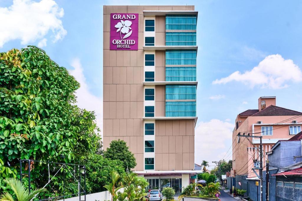 Grand Orchid Hotel Yogyakarta Maguwo Luaran gambar